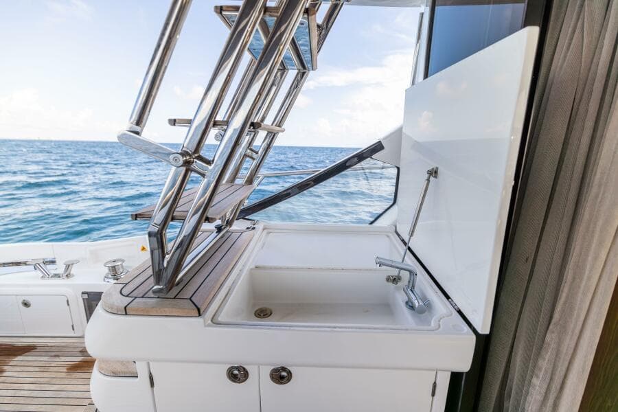 2021 Azimut S6 Sport Fly