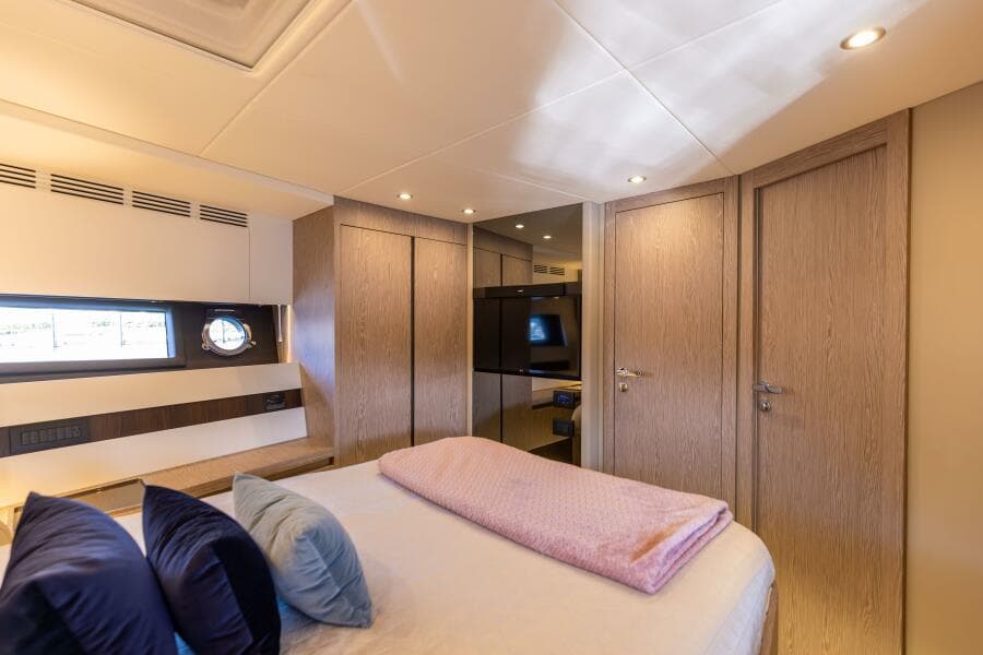 2021 Azimut S6 Sport Fly