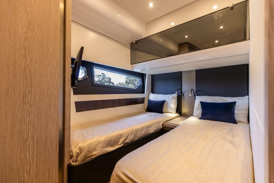 2021 Azimut S6 Sport Fly