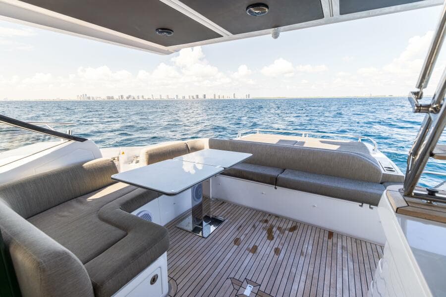2021 Azimut S6 Sport Fly