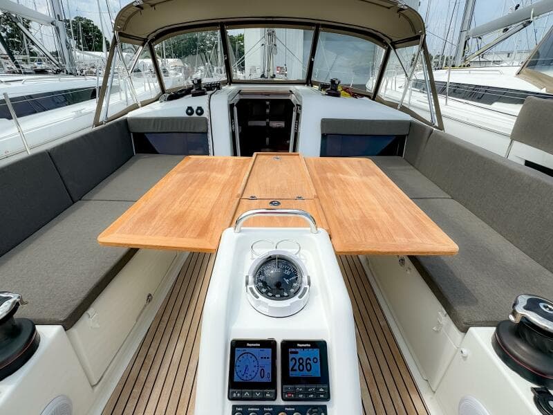 2023 Jeanneau Sun Odyssey 440 #442