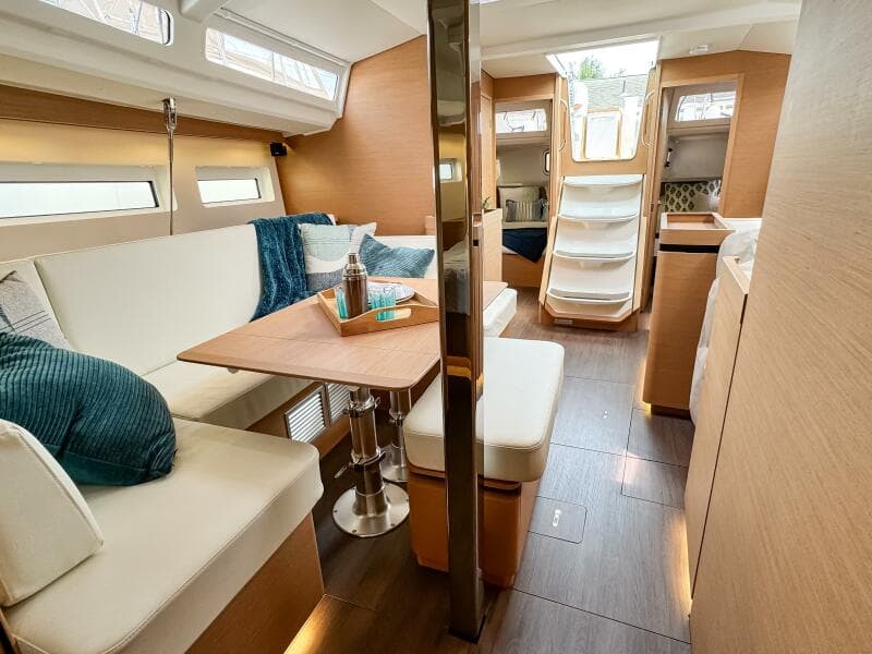 2023 Jeanneau Sun Odyssey 440 #442