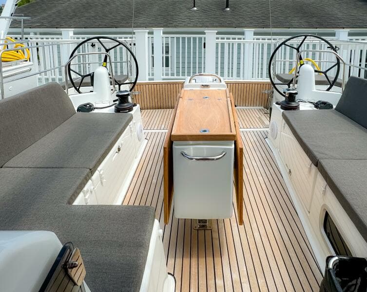 2023 Jeanneau Sun Odyssey 440 #442