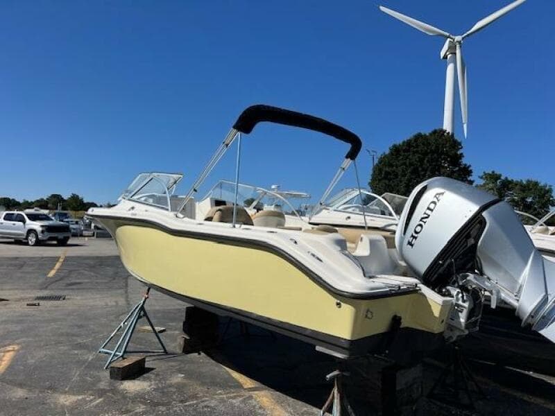 2020 Key West 239 DC