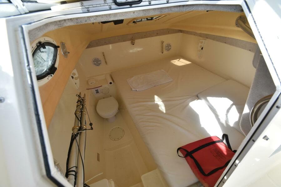 2003 World Cat 270 EC - Photo 5