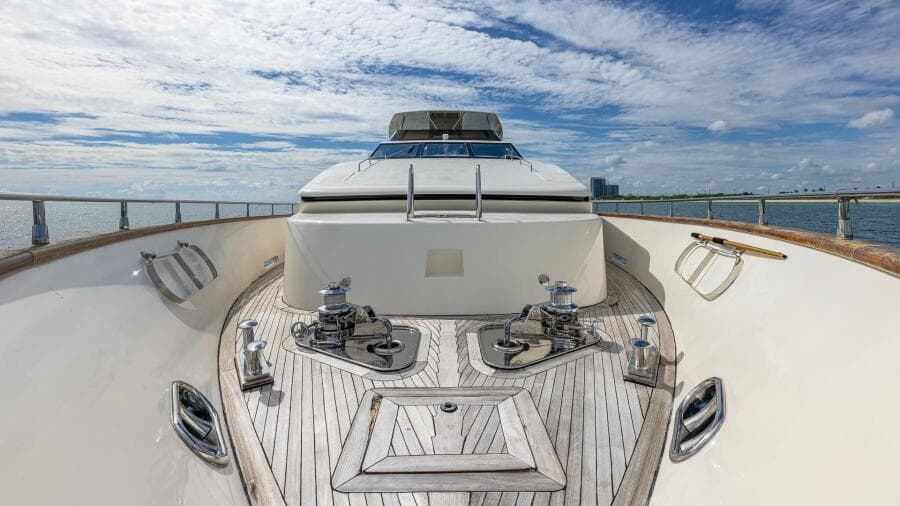 2000 Azimut 