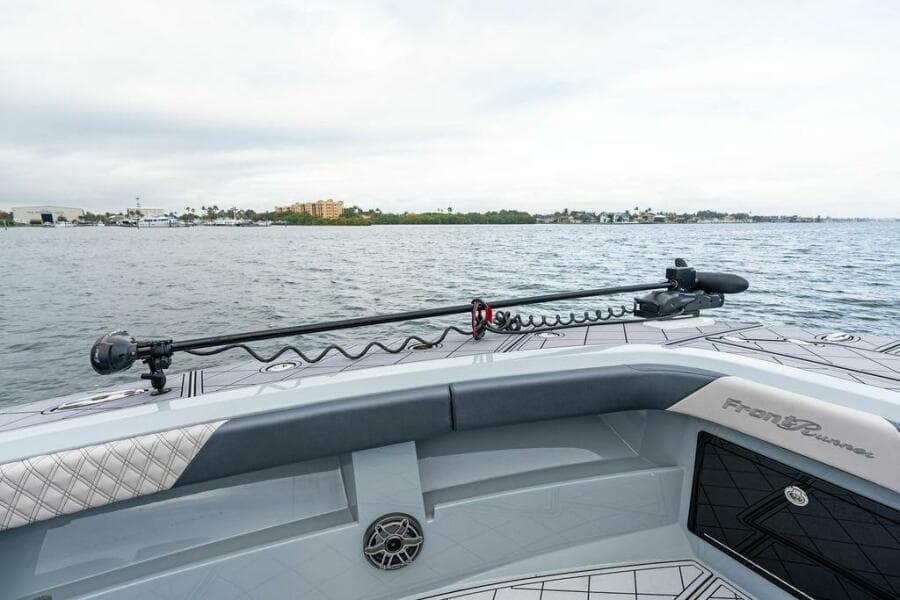 2020 Front Runner 39 CC