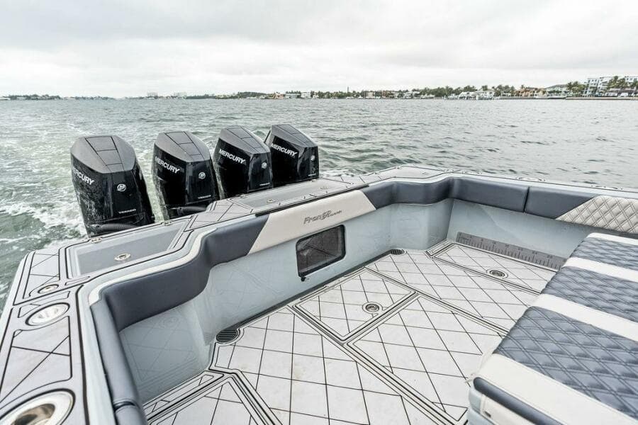 2020 Front Runner 39 CC