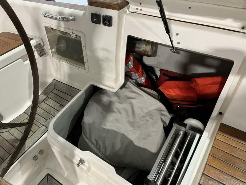 2003 Fantasi 44 Pilot House