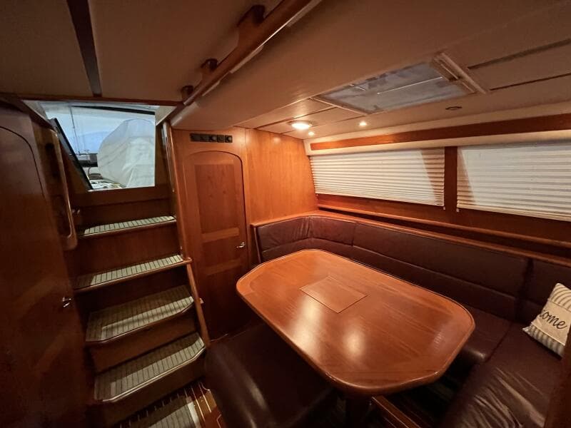 2003 Fantasi 44 Pilot House