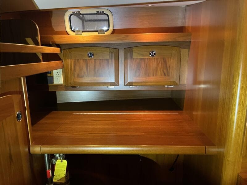 2003 Fantasi 44 Pilot House