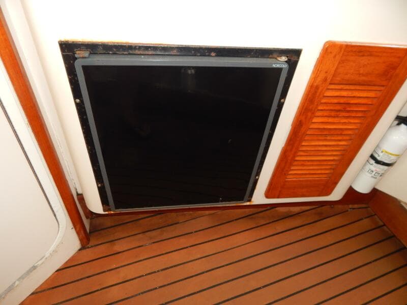 1998 Pursuit 3000 Express