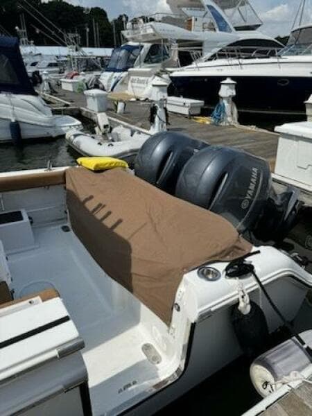 2022 Sea Hunt 265 Ultra