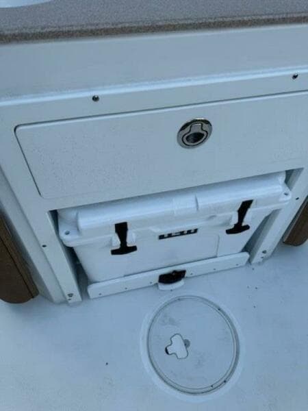 2022 Sea Hunt 265 Ultra