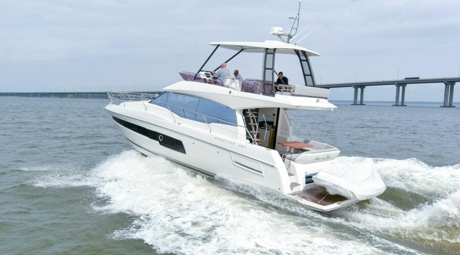 2023 Prestige 460 Flybridge "Pass-N-Bye"