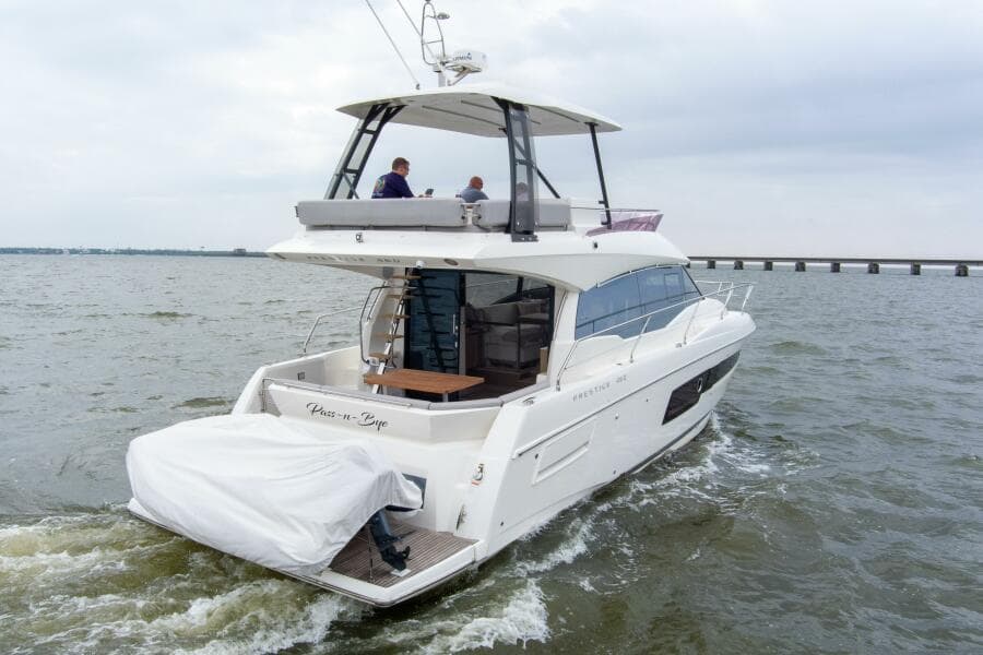 2023 Prestige 460 Flybridge "Pass-N-Bye"