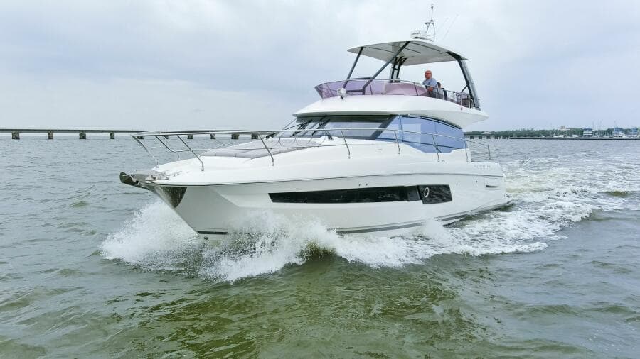 2023 Prestige 460 Flybridge "Pass-N-Bye"