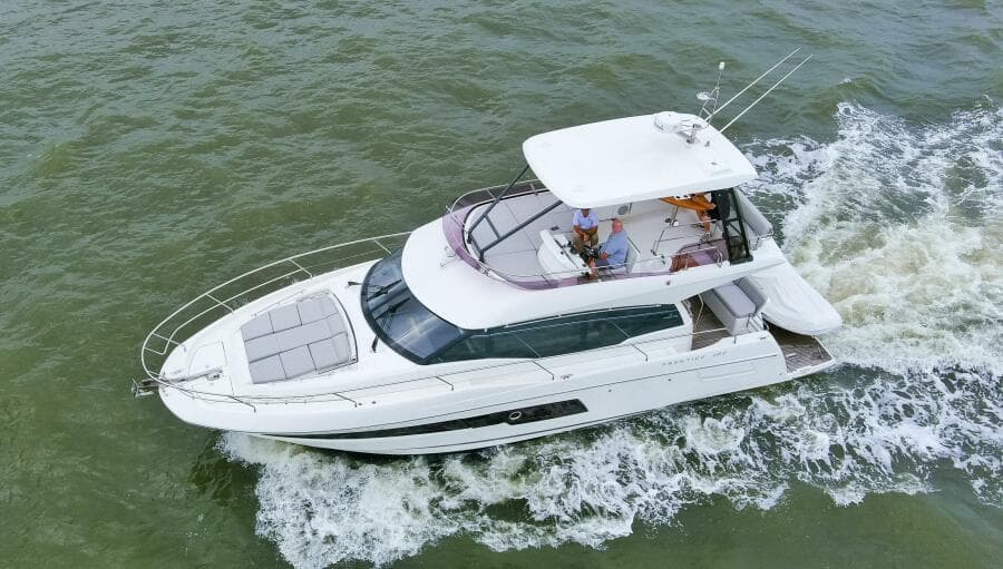 2023 Prestige 460 Flybridge "Pass-N-Bye"
