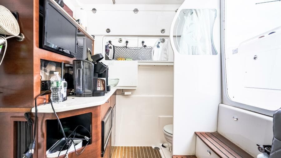 2017 Everglades 435 CC