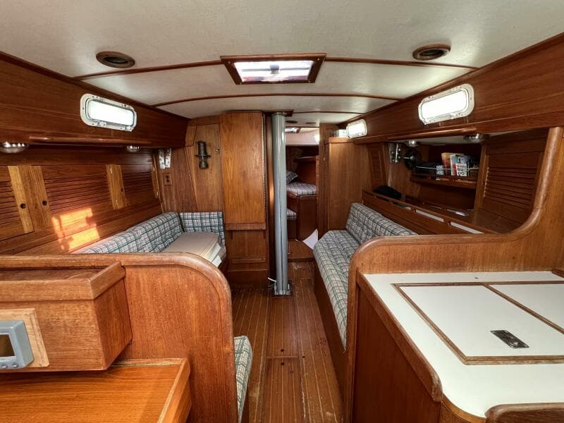 1984 Tartan 37