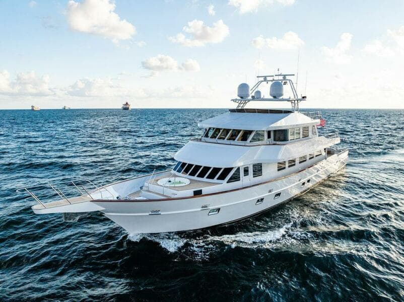 2009 Crystal Yachts Enclosed Pilothouse