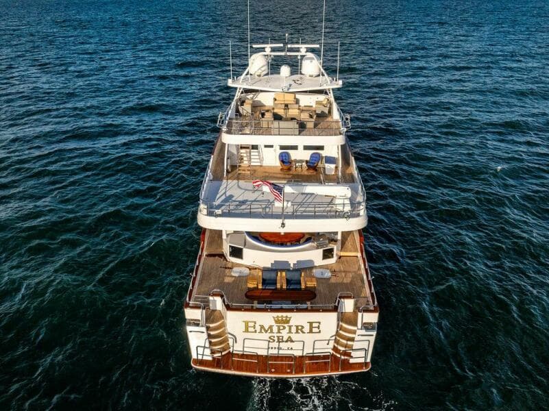 2009 Crystal Yachts Enclosed Pilothouse