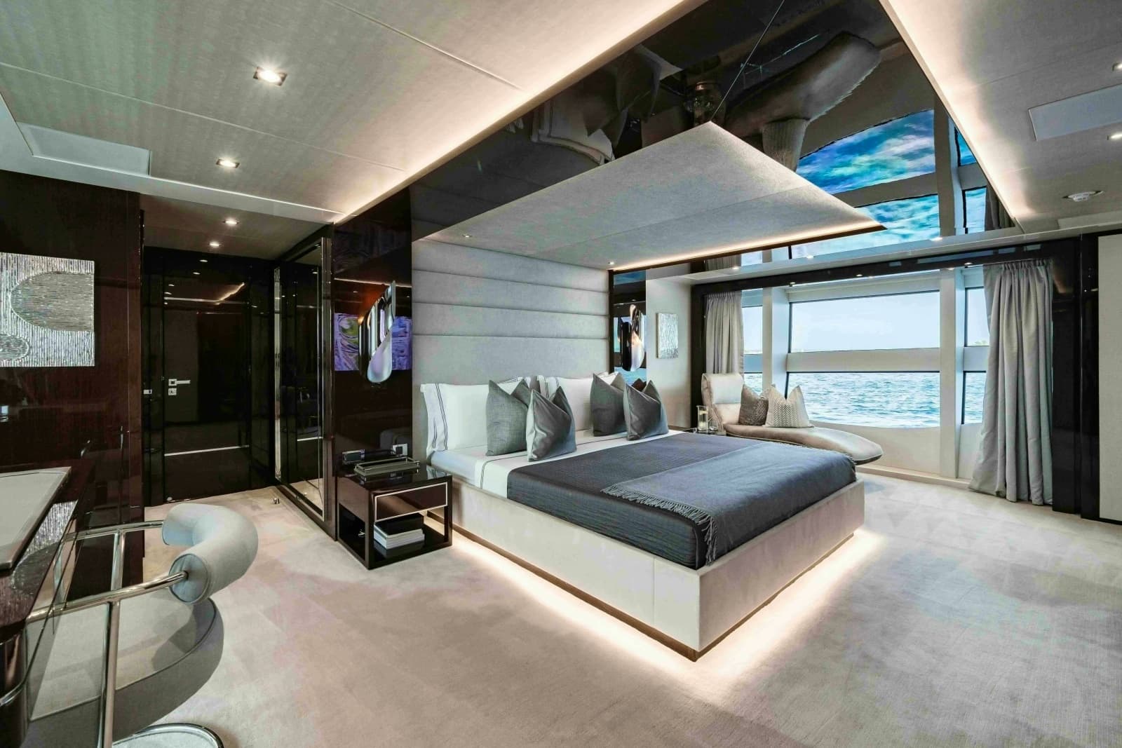 2016 Sunseeker Sunseeker 131 Yacht - Photo 31