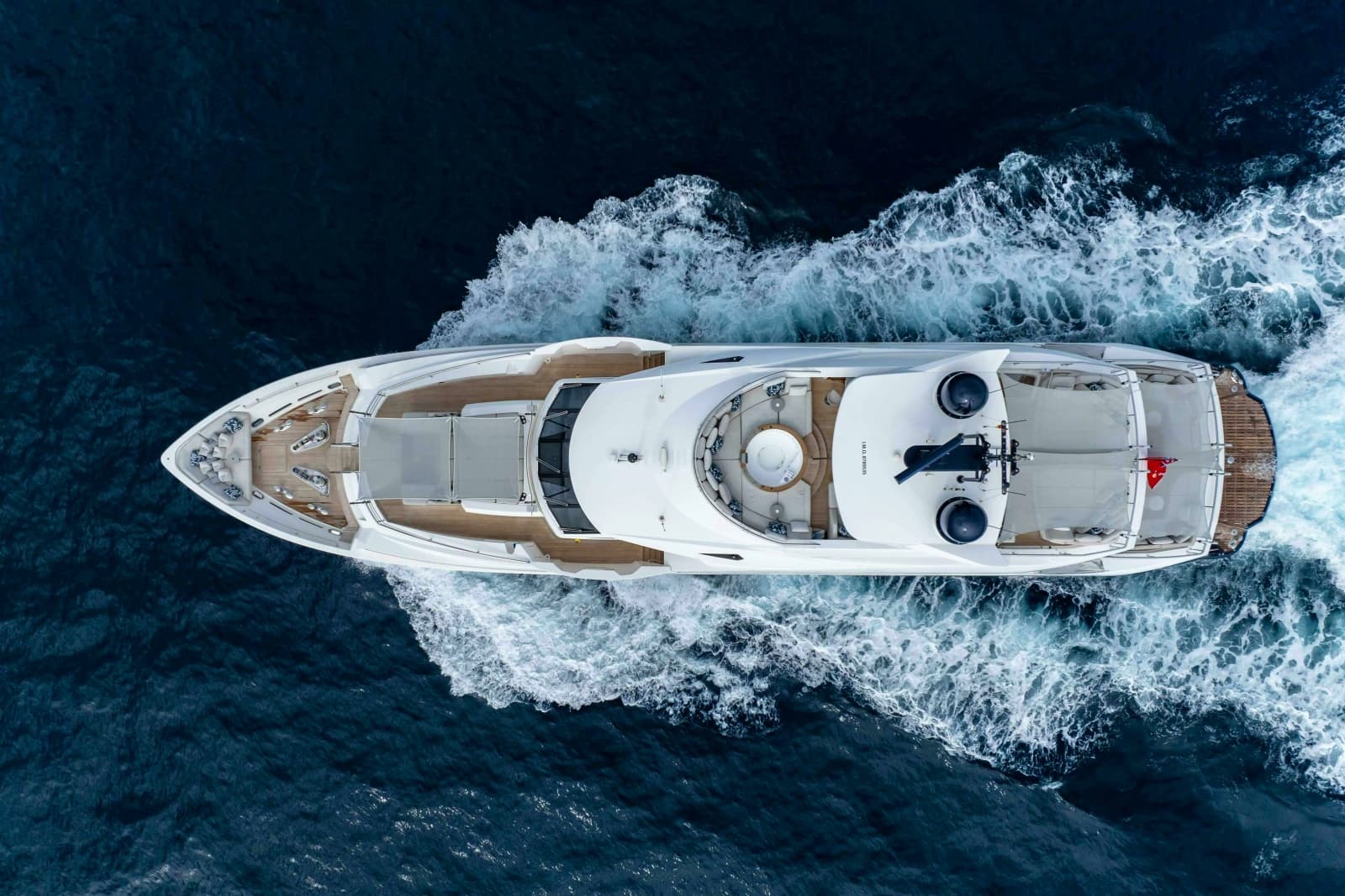 2016 Sunseeker Sunseeker 131 Yacht - Photo 6
