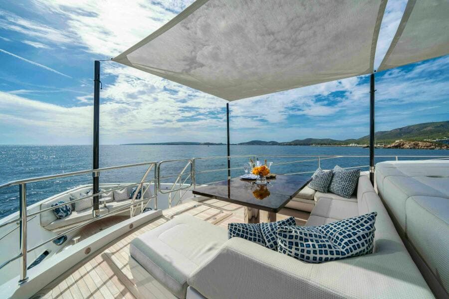 2016 Sunseeker Sunseeker 131 Yacht