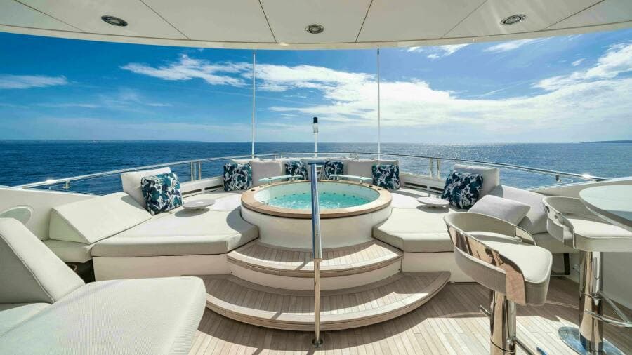 2016 Sunseeker Sunseeker 131 Yacht