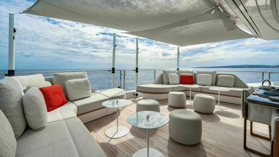 2016 Sunseeker Sunseeker 131 Yacht