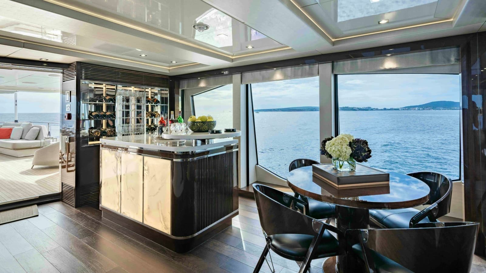 2016 Sunseeker Sunseeker 131 Yacht - Photo 28