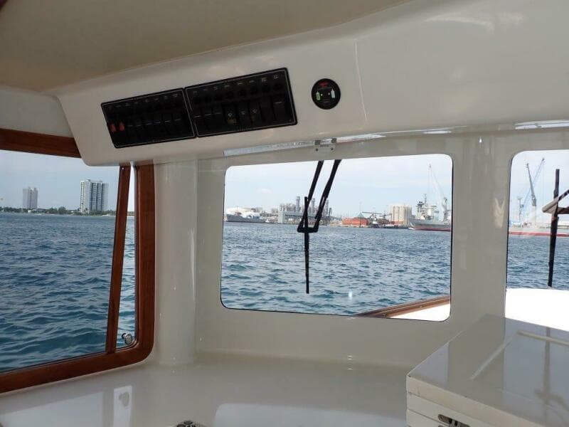 Launch 45 BLUE JACKET -Pilothouse Electronics