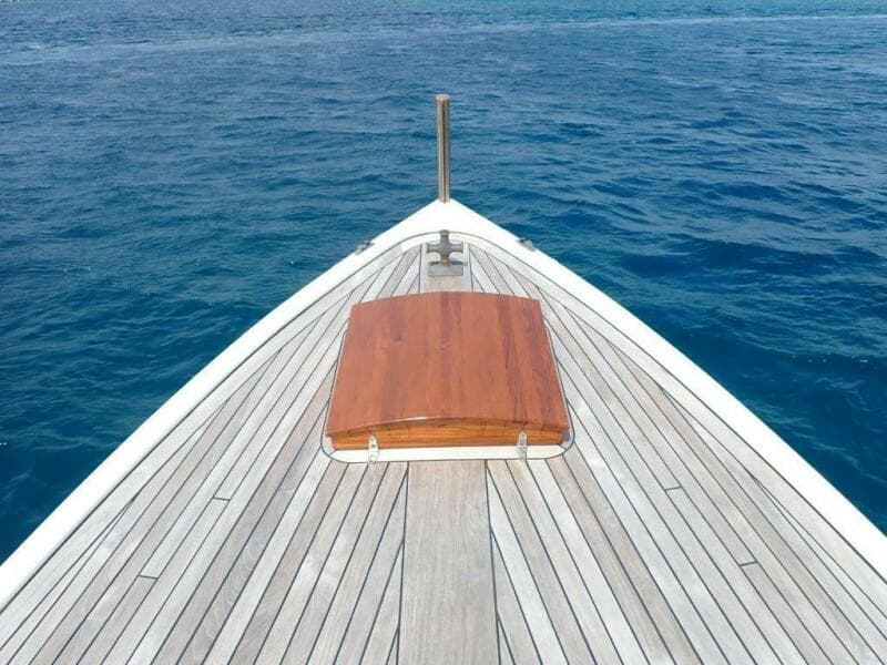 Launch 45 BLUE JACKET -Bow