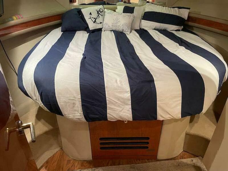 1999 Sea Ray 480 Sedan Bridge