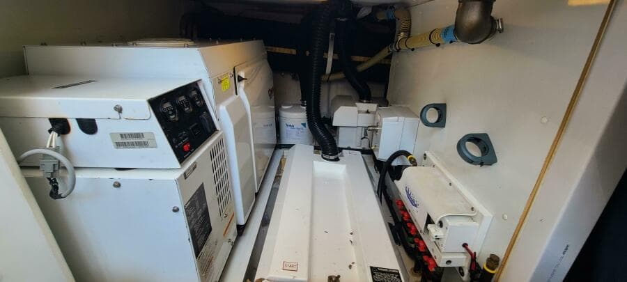 2006 Viking Sport Cruisers 61 Flybridge