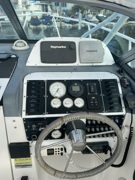 1999 Bayliner 2052 Trophy