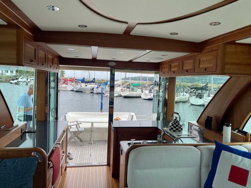 2021 Sabre 58 Salon Express