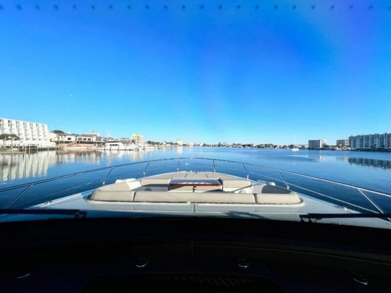 2020 Fairline Squadron