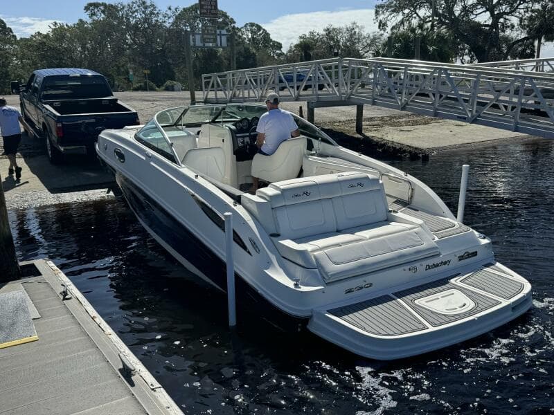 2014 Sea Ray 260 Sundeck