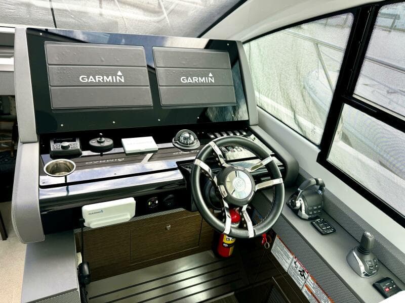 2020 Cruisers Yachts 50 Cantius