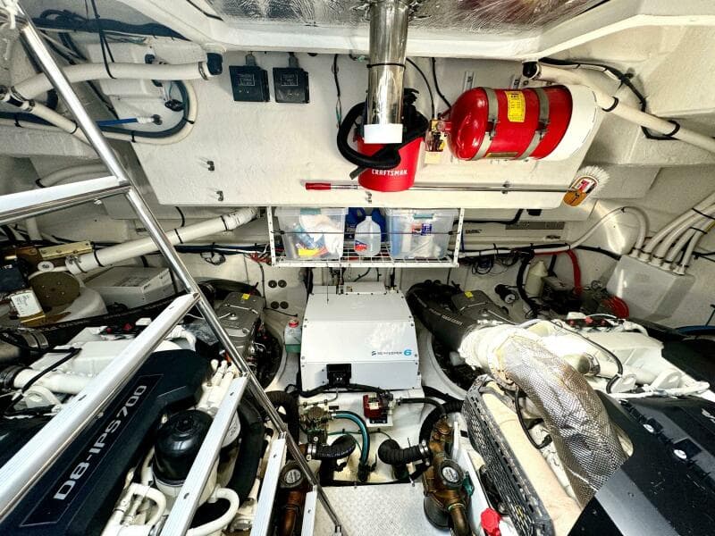 2020 Cruisers Yachts 50 Cantius