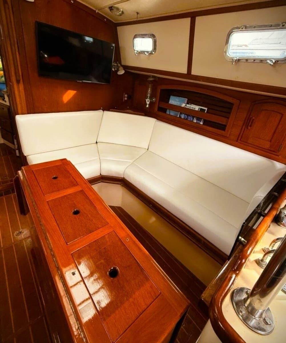 1995 Pacific Seacraft 37 - Photo 5