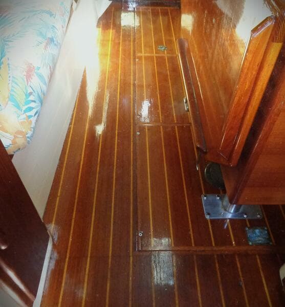 1995 Pacific Seacraft 37