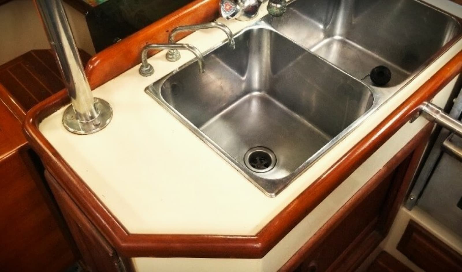 1995 Pacific Seacraft 37 - Photo 13