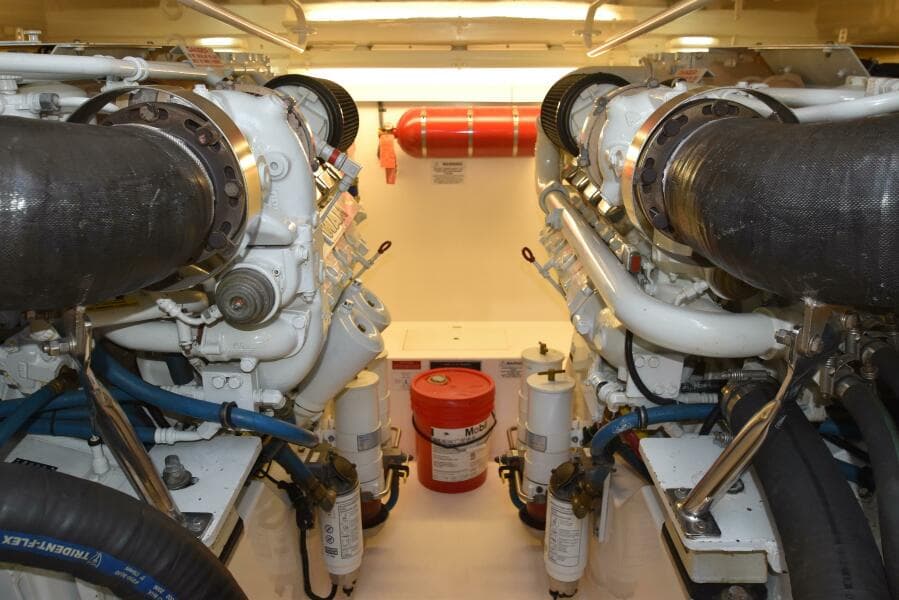 2008 Cabo 43 Convertible