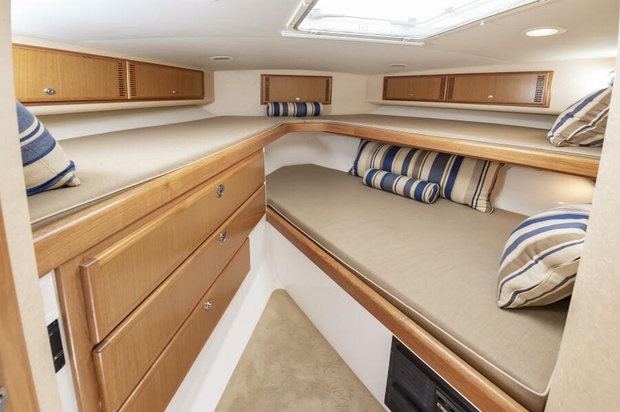 2008 Cabo 43 Convertible