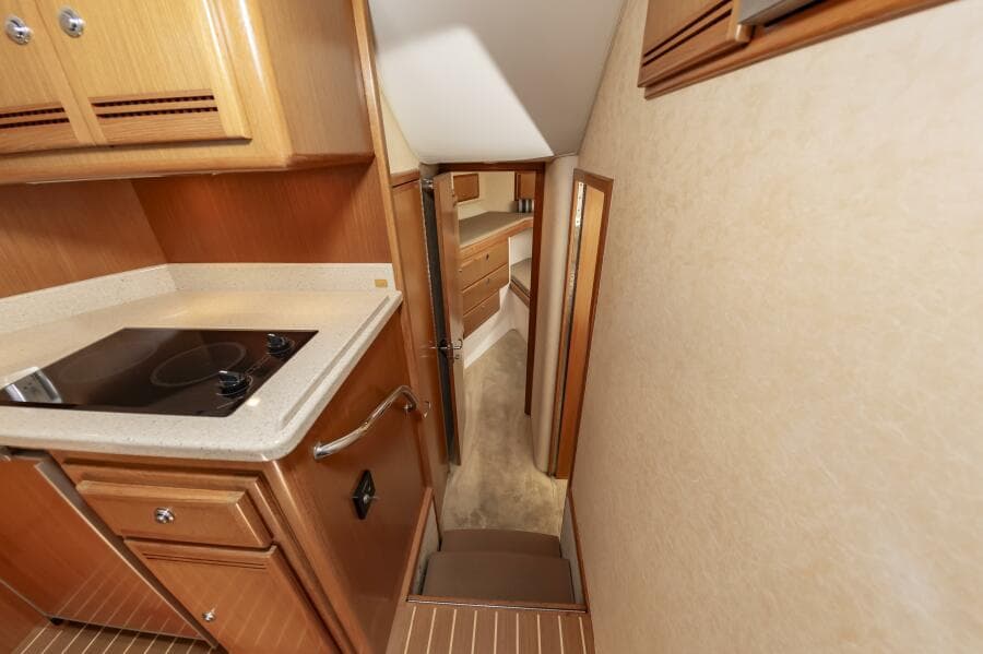 2008 Cabo 43 Convertible