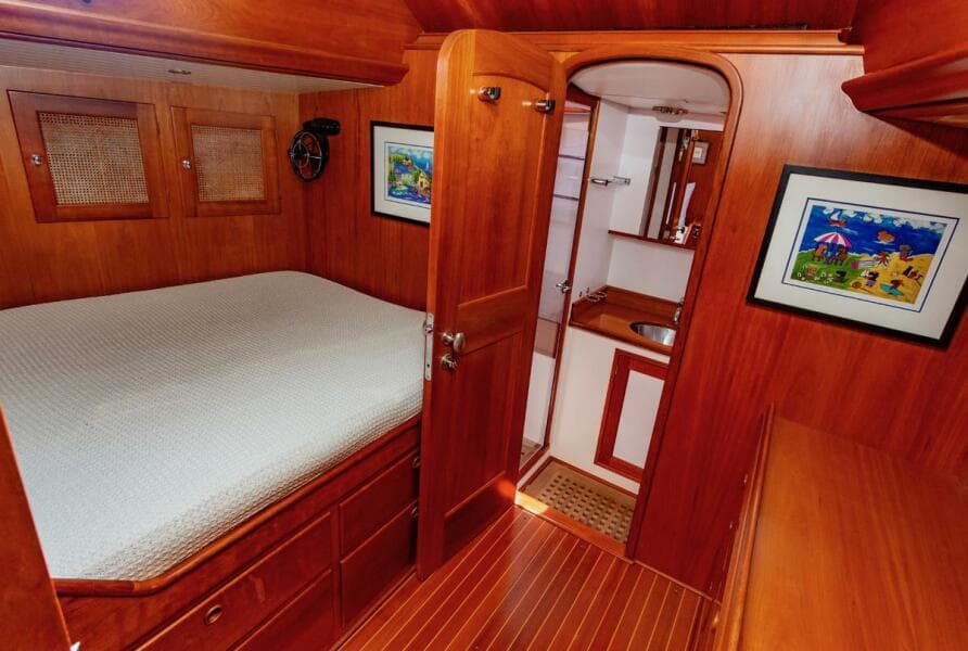 Owner Cabin Forward