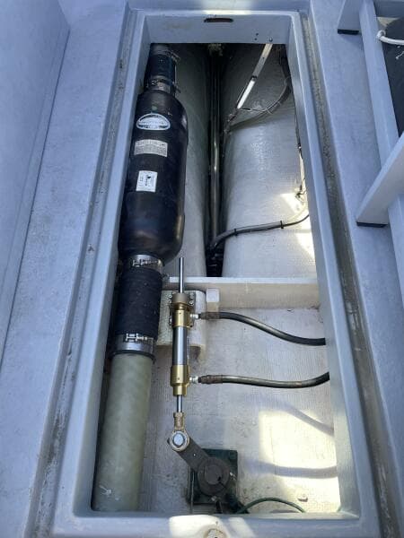 31 Ellis 28 Drive Shaft